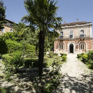 Hotel Iris, Pérouse